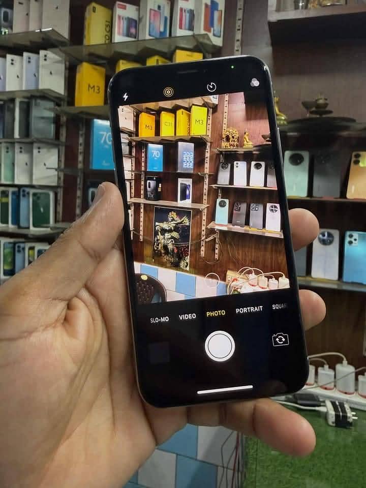 Apple iPhone X 2