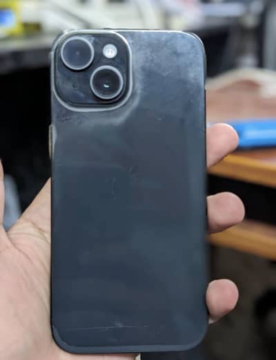 Apple iPhone 15