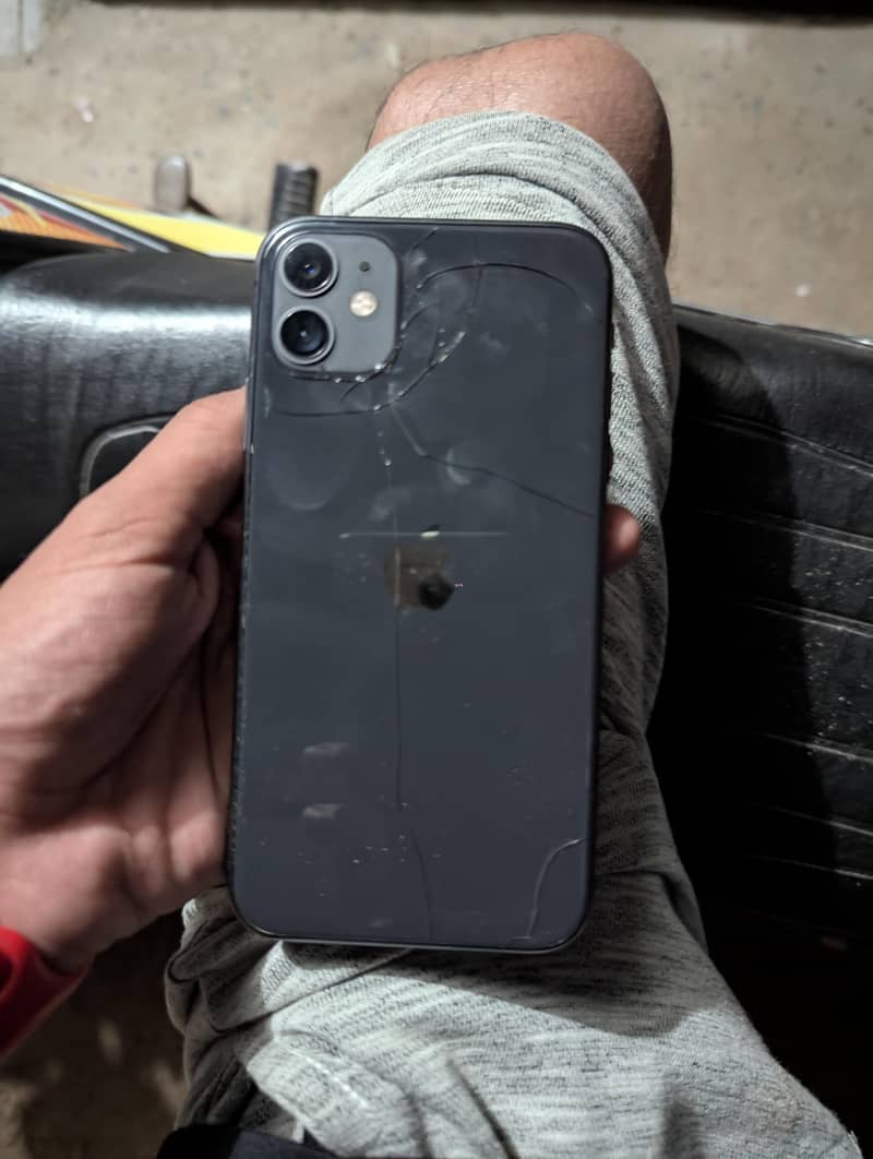 iPhone 11 5