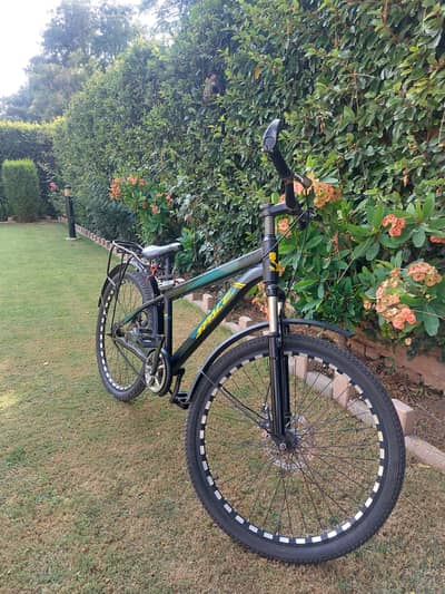 Space Mountain Bike – Good Condition – Well Maintained