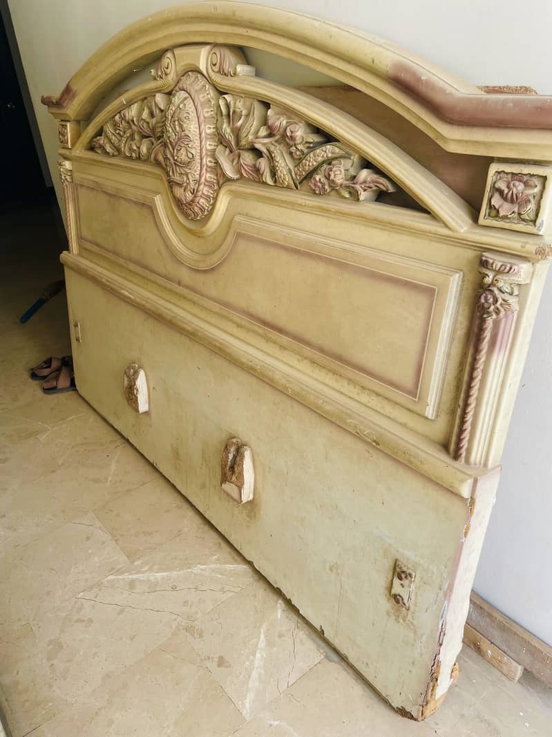 King Bed 2