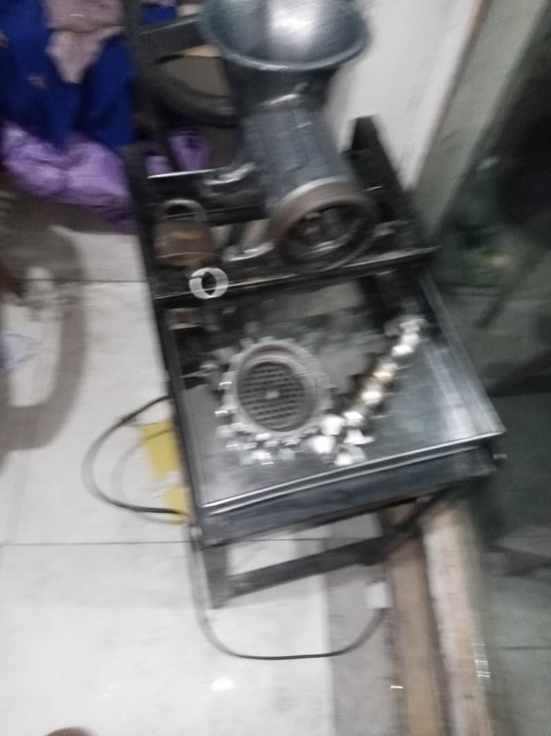 Qeema machine 1