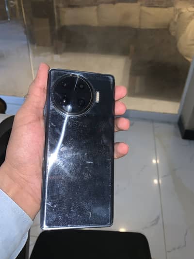 TECNO SPARK 20 pro plus