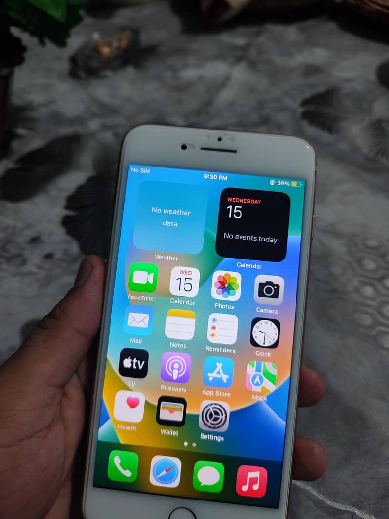 Apple iPhone 8 Plus 8