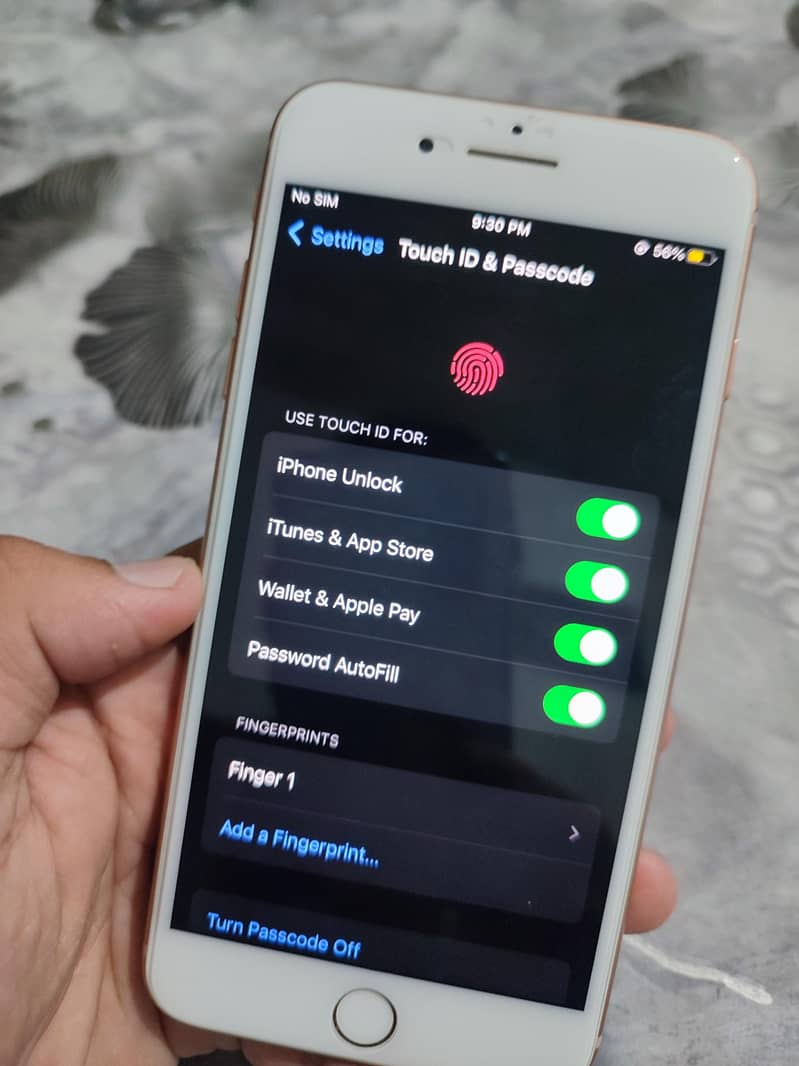 Apple iPhone 8 Plus 9