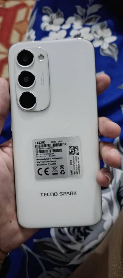 tecno spark 40 pro Plus