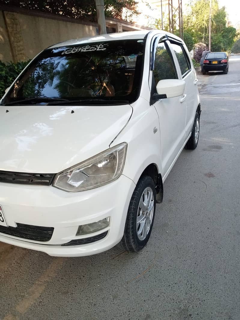 WhatsApp 03122898239 6