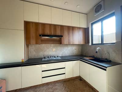 10marla upper portion available for rent in LDA avenue
