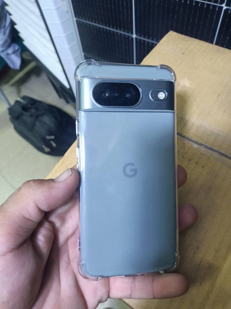 Google Pixel 8 1