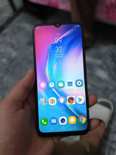 Tecno Spark 4
