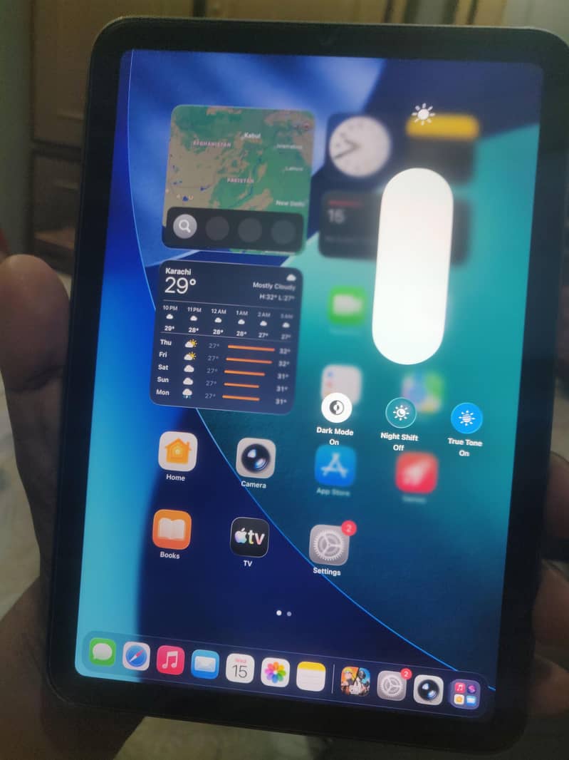 ipad mini 6 with box 2