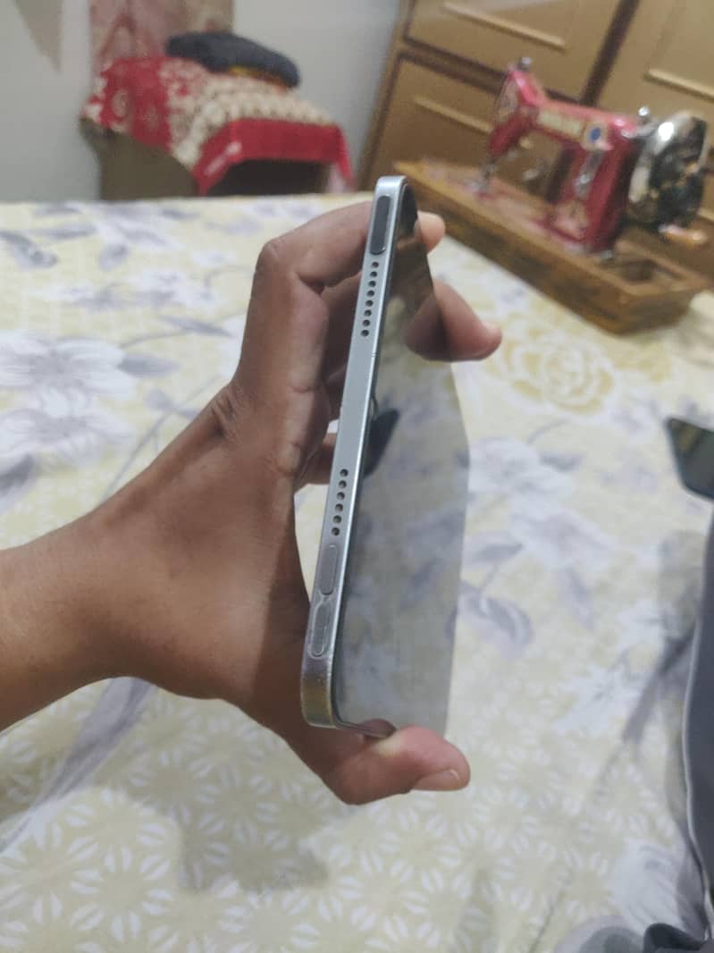 ipad mini 6 with box 6
