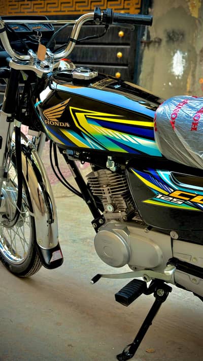 islamabad registration , honda 125, 10/10