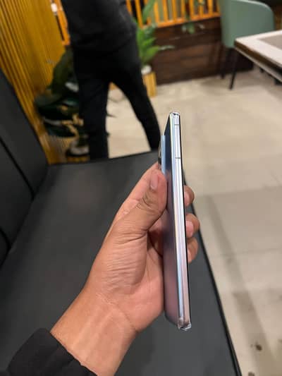 Samsung Galaxy S21 Ultra 5G – 256GB
