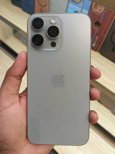 Apple iPhone 15 Pro Max Factory Unlocked