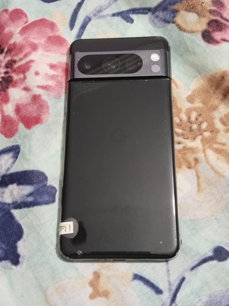Google Pixel 8 Pro 2