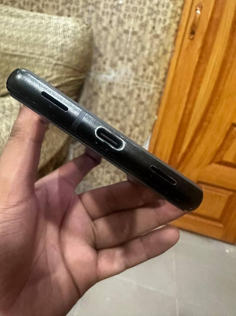 Google Pixel 6a 11