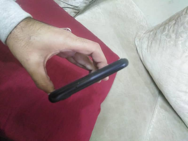 Huawei Nova 3e 3
