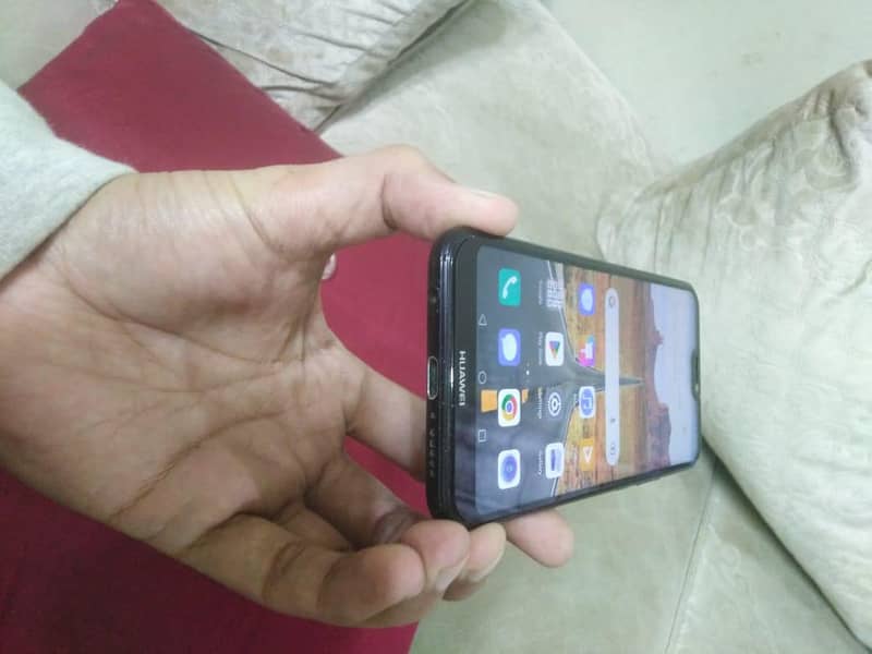 Huawei Nova 3e 4