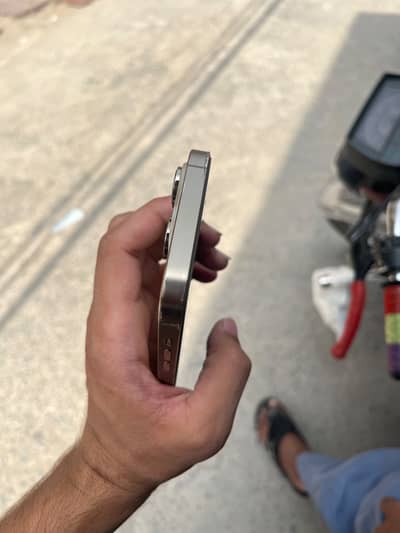 Apple iPhone 14 Pro