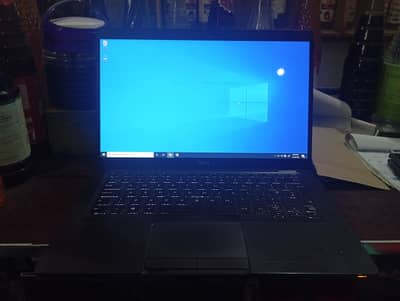 Dell latitude 5400 Cor i5 8 generation 8 GB ram window 10