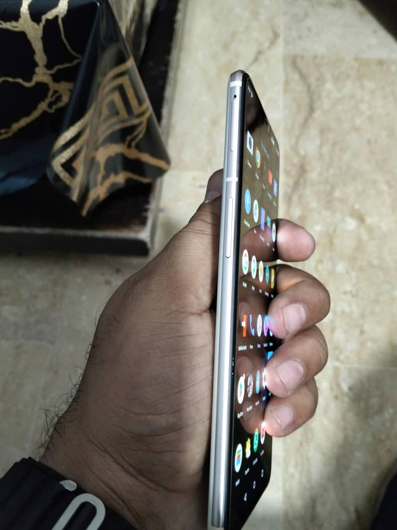 One Plus 6 4