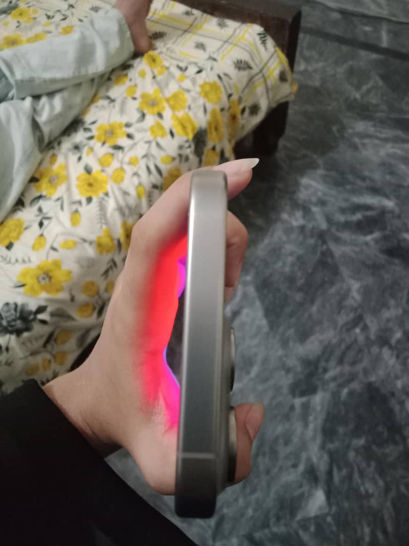 Apple iPhone 15 Pro Max 1