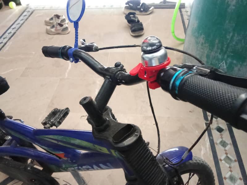 Kid cycle 8