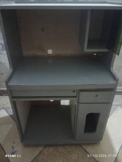 computer table