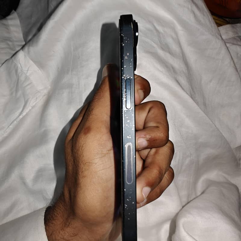 Apple iPhone 14 2