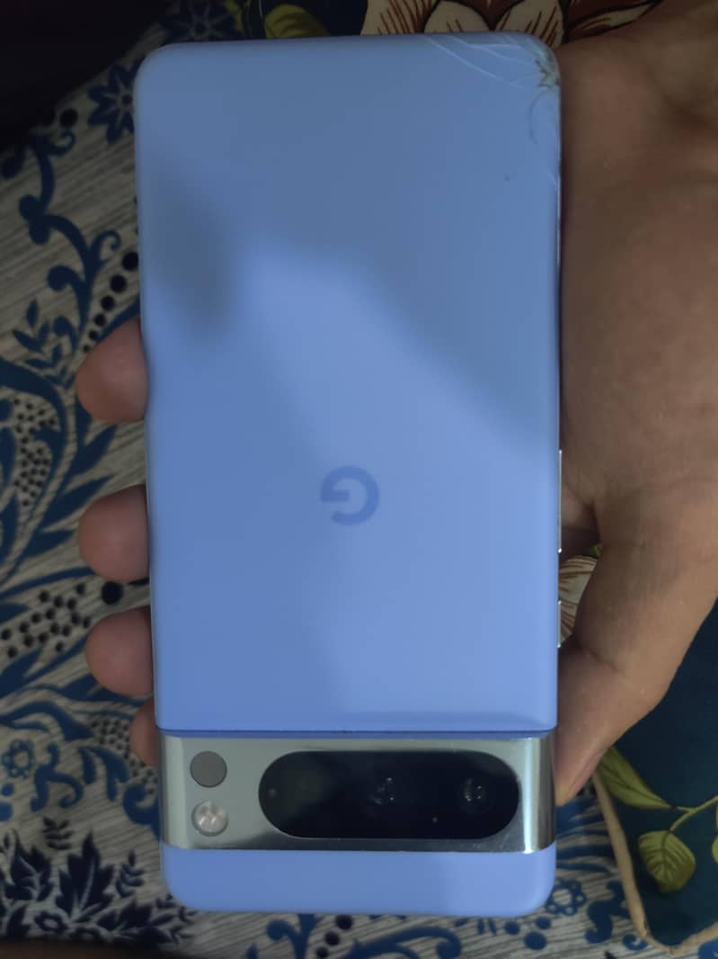 Google Pixel 8 Pro 2
