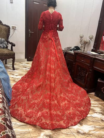 Red maxi