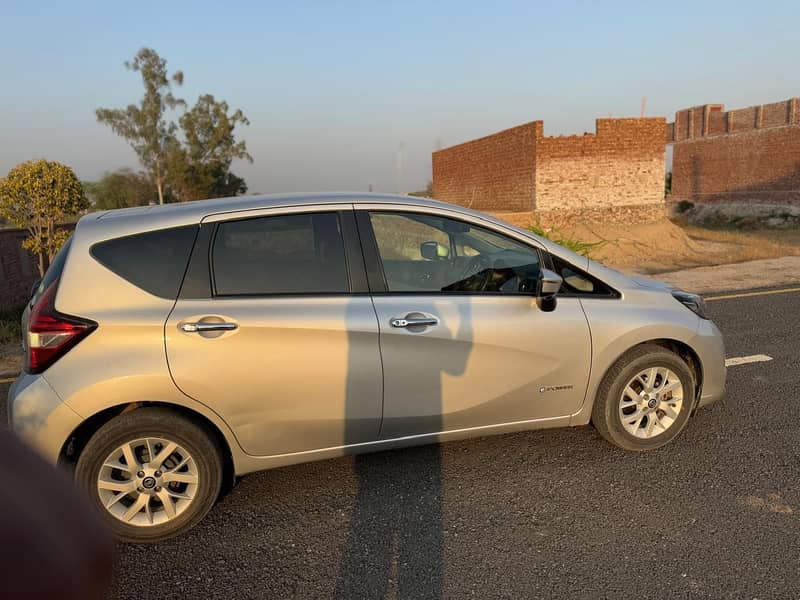 Nissan Note E Power 2018 4
