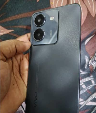 Vivo Y36
