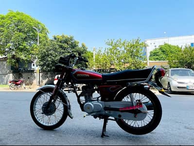 Honda CG 128 register all panjaab model 2000