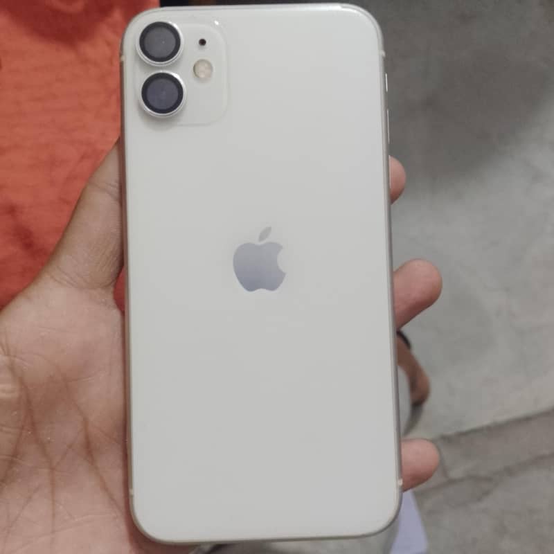 Apple iPhone 11 0