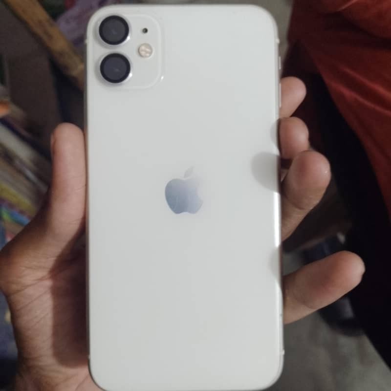 Apple iPhone 11 3