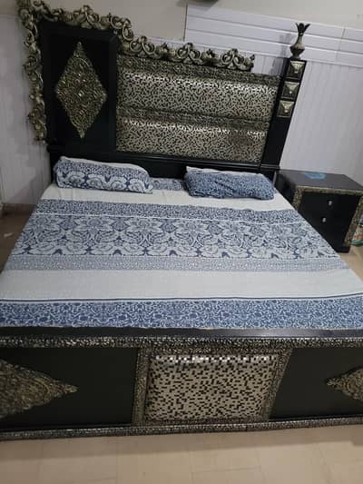 King size bed for sale
