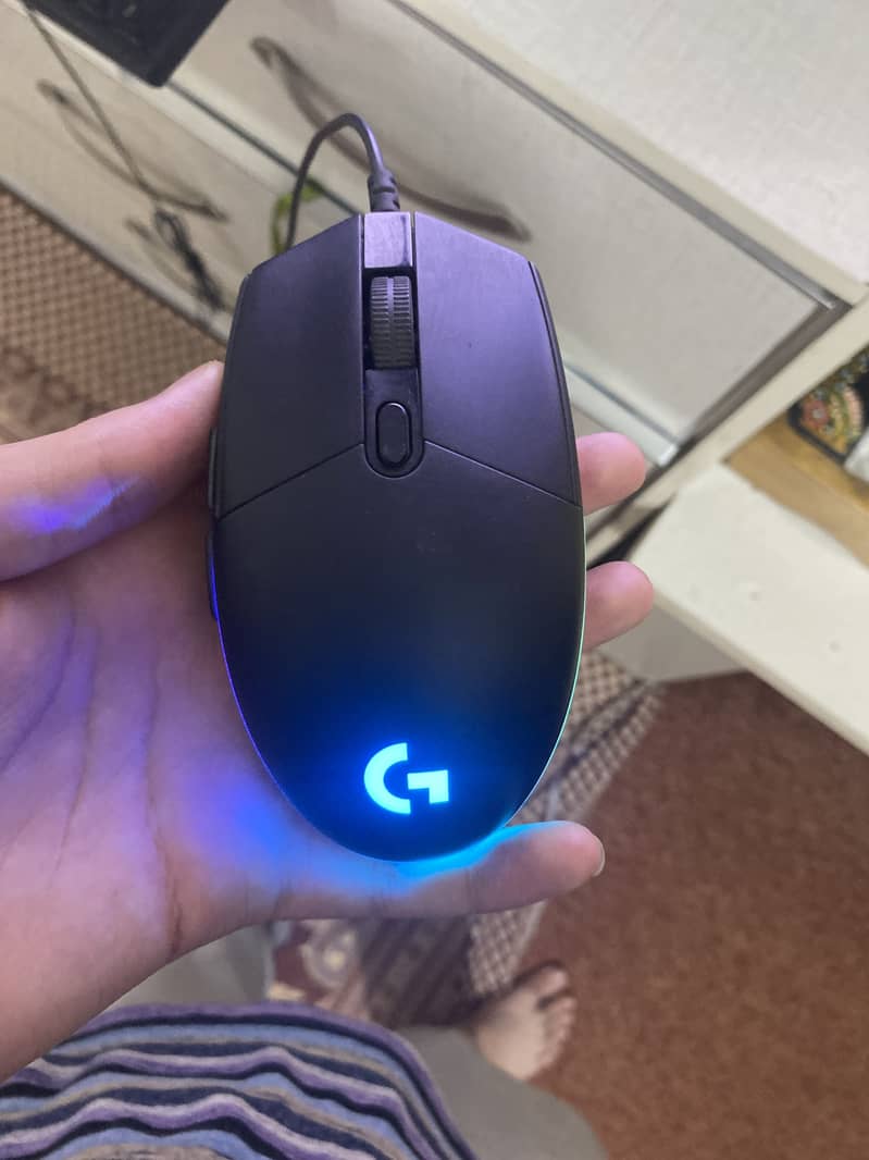 LOGITECH G102 0