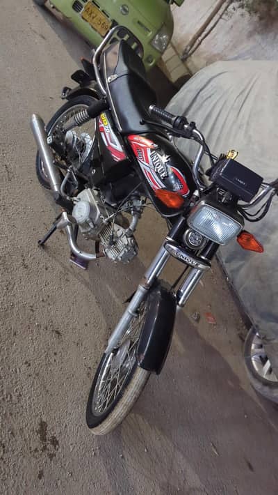 Bike 70 Super Power 10by10 Condition  Exchange Possible 125 70 bike