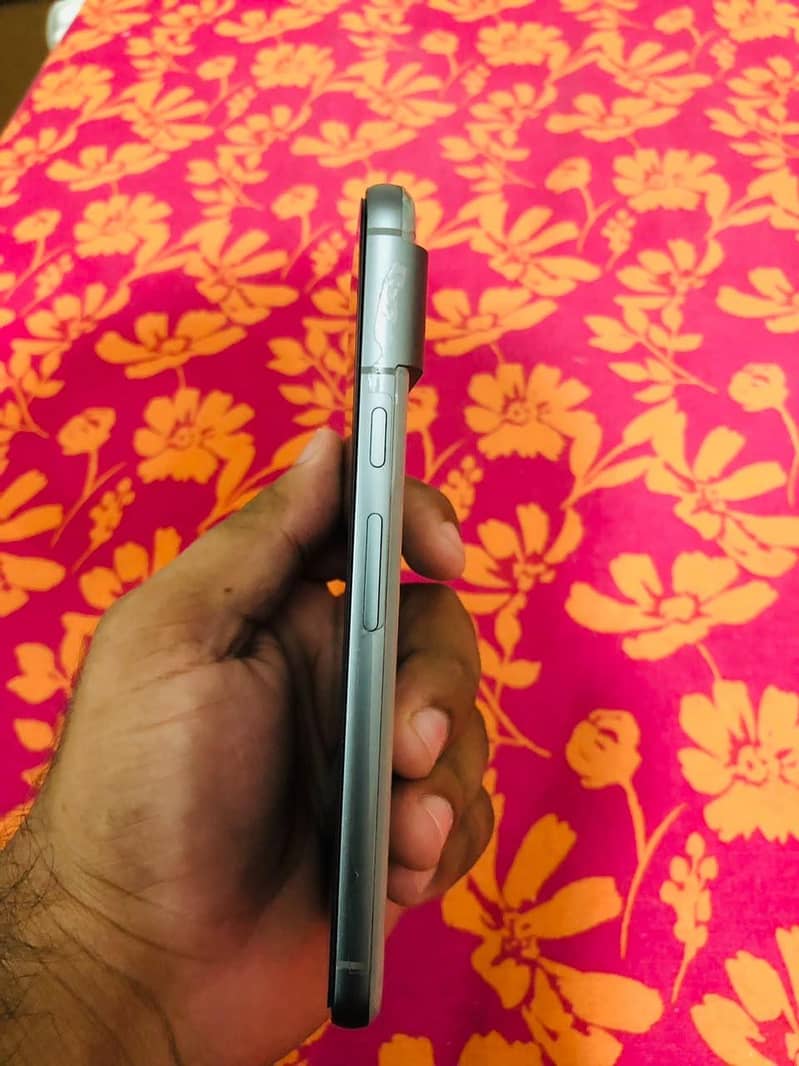 Google Pixel 8 1