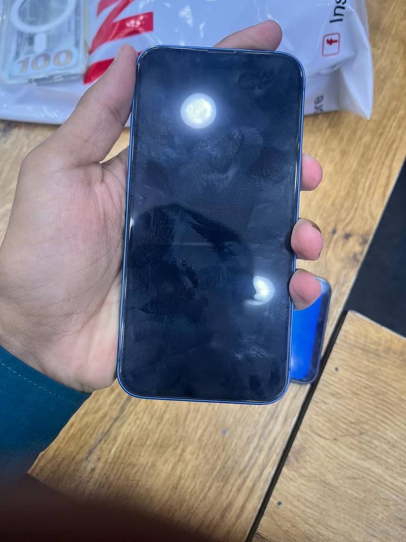 iPhone 13 5