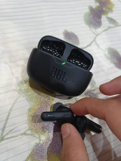 sale JBL Vibe Beam 2