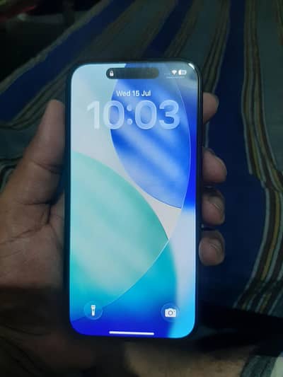 Apple iPhone 15