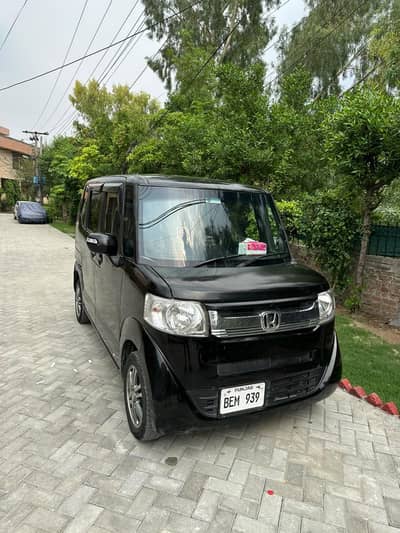 Honda N Box Custom 2017 almost total genuine