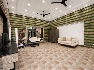 Studio Room
