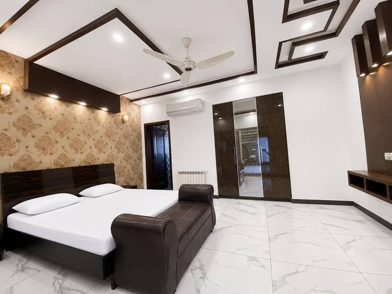Studio Room 5