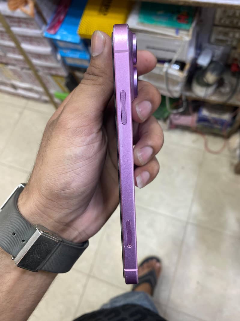 Apple iPhone XR 4