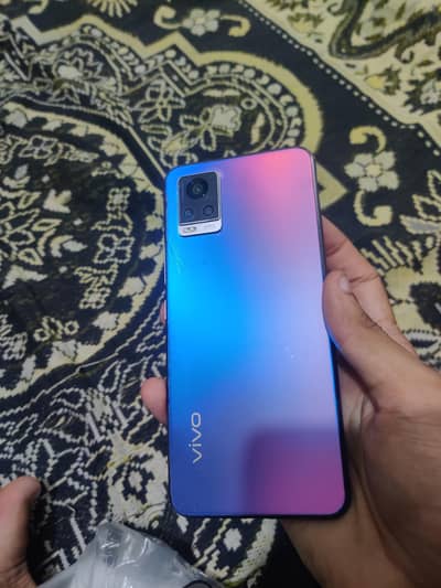Vivo V20  8 Ram 128 memory
