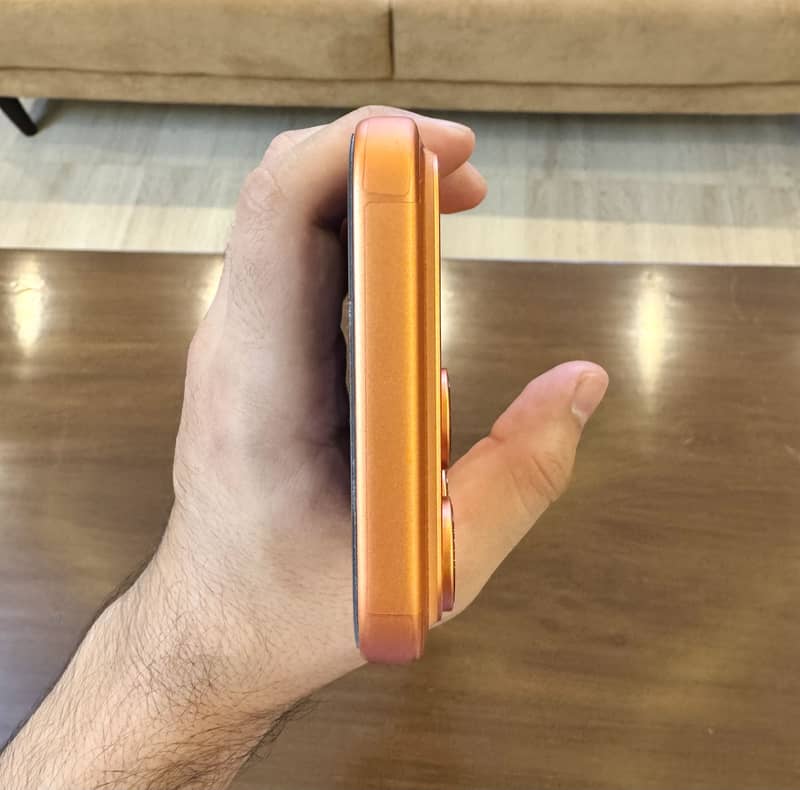 Apple iPhone 17 Pro Max 2